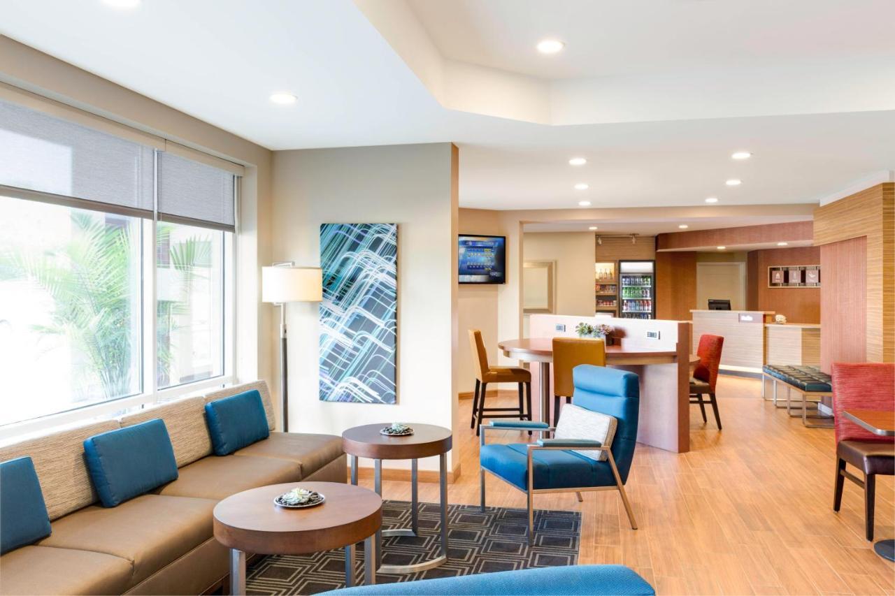 Towneplace By Marriott Airport Southeast Hotel Cascade
