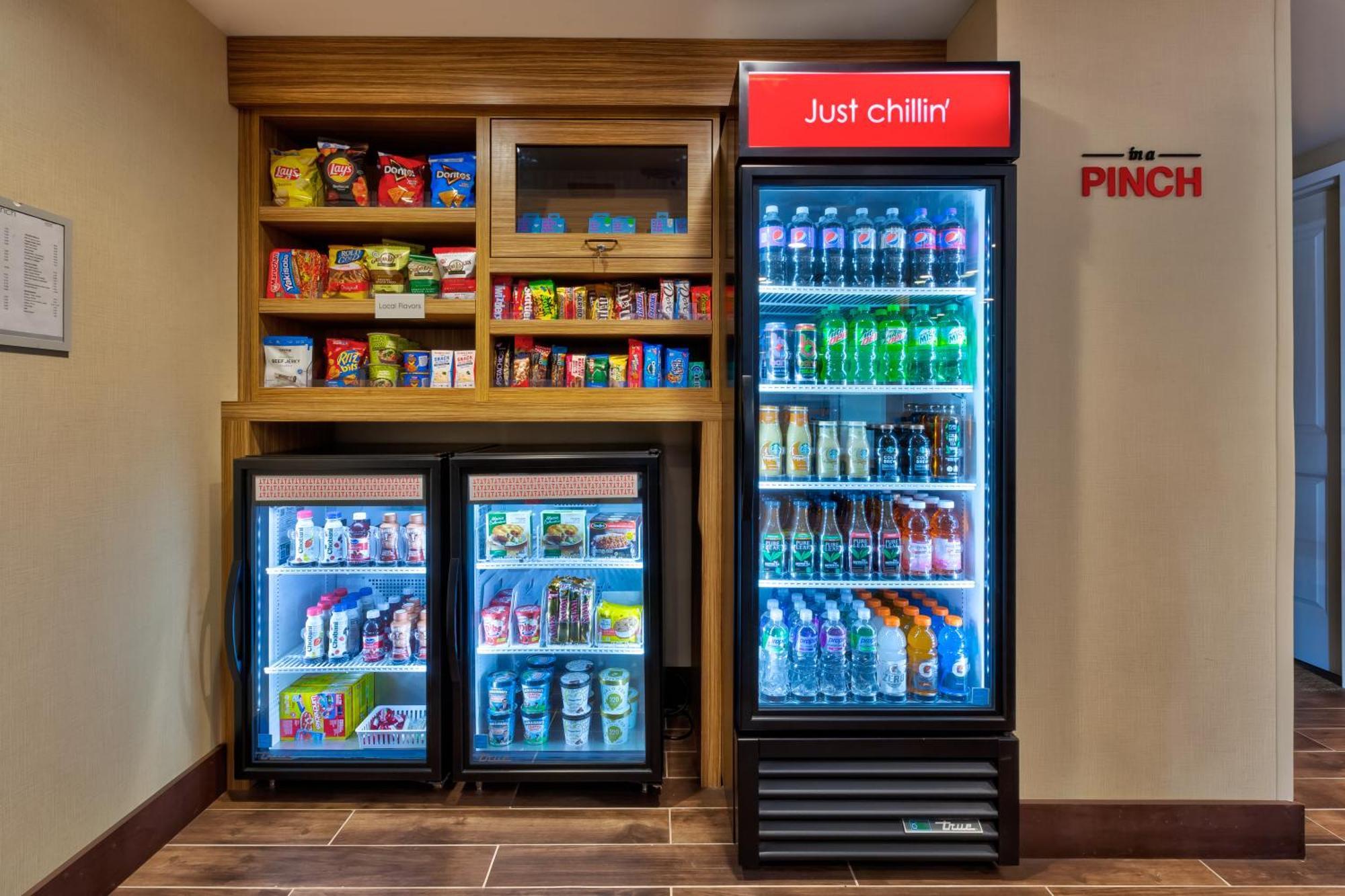 Hotel Towneplace By Marriott Airport Southeast Cascade