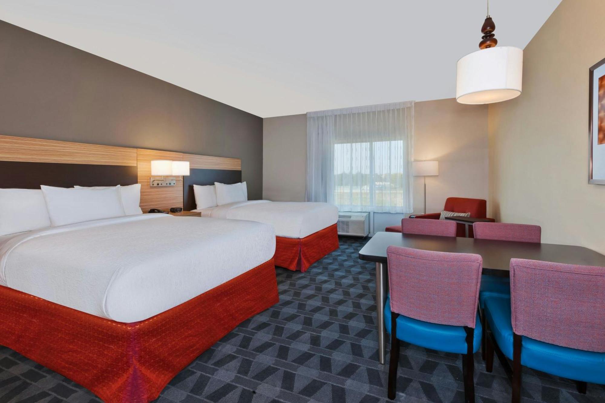 Hotel Towneplace By Marriott Grand Rapids Airport Southeast 3*